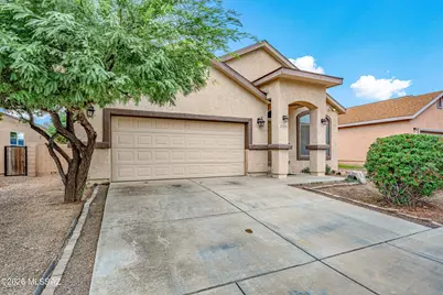 6204 S Blue Water Drive, Tucson, AZ 85706 - Photo 3