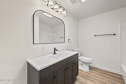 7042 E Calle Centuri, Tucson, AZ 85710 - Photo 31