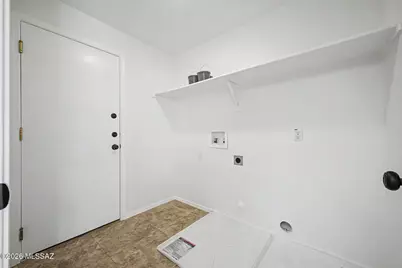 8954 N Upper Bluffs Drive, Tucson, AZ 85742 - Photo 27