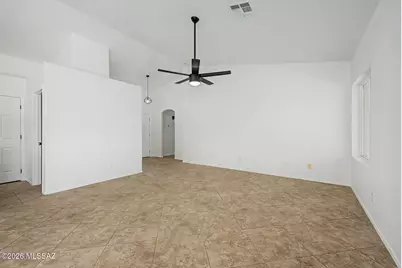8954 N Upper Bluffs Drive, Tucson, AZ 85742 - Photo 9