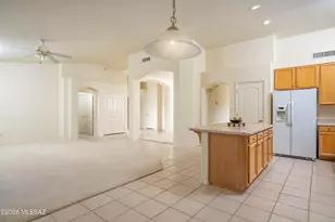 11621 N Quandry Dr, Tucson, AZ 85737 - Photo 9