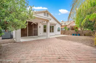 7767 E Windriver Dr, Tucson, AZ 85750 - Photo 33