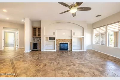 13806 N Heritage Canyon Drive, Marana, AZ 85658 - Photo 9