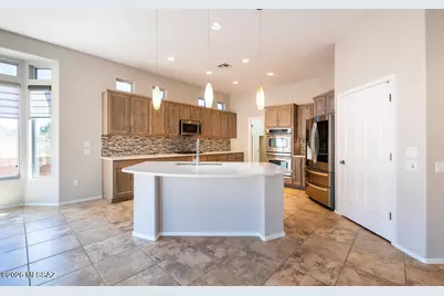 13806 N Heritage Canyon Drive, Marana, AZ 85658 - Photo 13