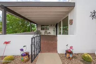 432 N Calle De Lumbre, Green Valley, AZ 85614 - Photo 3