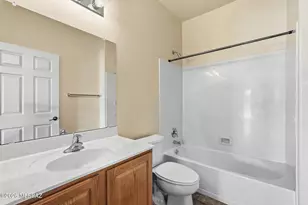 2195 S Pecan Vista Dr, Green Valley, AZ 85614 - Photo 17
