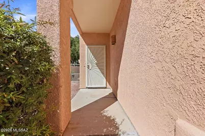 10229 E Gray Hawk Drive, Tucson, AZ 85730 - Photo 3