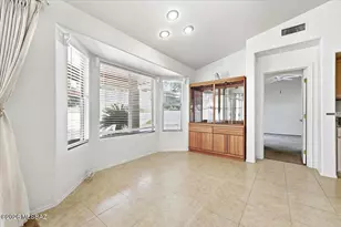 10229 E Gray Hawk Dr, Tucson, AZ 85730 - Photo 9