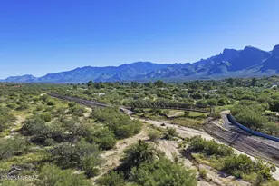 435 W Valoro Dr, Tucson, AZ 85737 - Photo 47