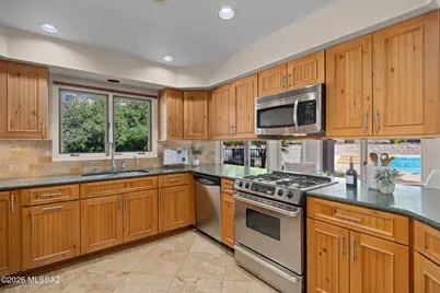 435 W Valoro Drive, Tucson, AZ 85737 - Photo 19