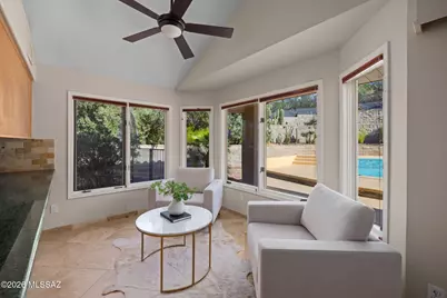 435 W Valoro Drive, Tucson, AZ 85737 - Photo 21
