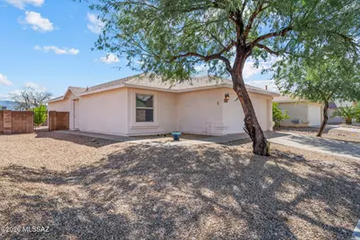 8116 E Lakeside Parkway, Tucson, AZ 85710 - Photo 3