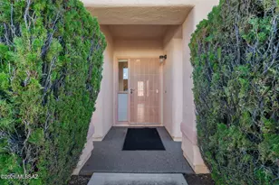 9820 N Moon Canyon Pl, Tucson, AZ 85742 - Photo 5