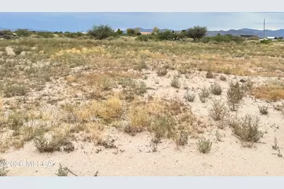 269 W Iron Rose Road, Willcox, AZ 85643 - Photo 9