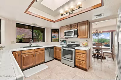 1131 W Camino De La Oca, Green Valley, AZ 85622 - Photo 9