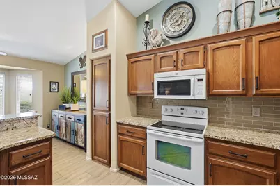 64203 E Whispering Tree Lane, Saddlebrooke, AZ 85739 - Photo 17