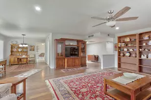 742 N Abrego Dr, Green Valley, AZ 85614 - Photo 19