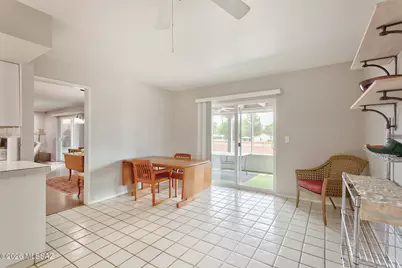 742 N Abrego Drive, Green Valley, AZ 85614 - Photo 25