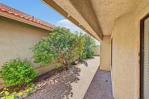 310 E Highcourte Ln, Oro Valley, AZ 85737 - Photo 17