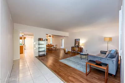 6880 E Hawthorne Circle, Tucson, AZ 85710 - Photo 9