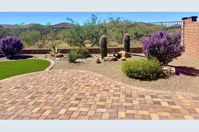 8201 S Sonoran Oak Drive, Tucson, AZ 85747 - Photo 17