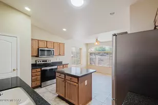 2655 E Nathan Way, Green Valley, AZ 85614 - Photo 17
