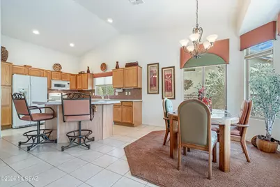 2748 E Sawyer Road, Green Valley, AZ 85614 - Photo 9