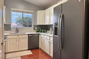1966 W Cholla Vista Dr, Tucson, AZ 85704 - Photo 9