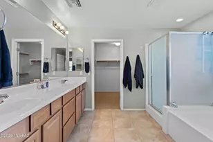 11594 W Bannerstone St, Marana, AZ 85658 - Photo 19