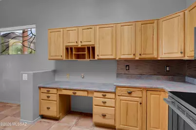 2702 S Falcon View Drive, Tucson, AZ 85713 - Photo 7