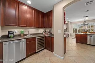2501 E Bluejay Bluff Ln, Green Valley, AZ 85614 - Photo 23