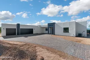11788 N Migitty Ln, Marana, AZ 85658 - Photo 1