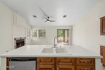 5500 N Waterfield Drive, Tucson, AZ 85750 - Photo 13