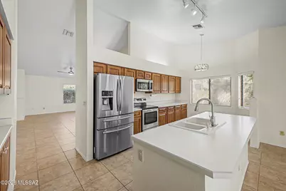 5500 N Waterfield Drive, Tucson, AZ 85750 - Photo 9