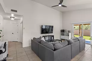 1898 N Hayden Dr, Tucson, AZ 85715 - Photo 15