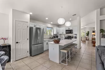 1898 N Hayden Drive, Tucson, AZ 85715 - Photo 11