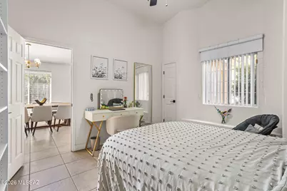 1898 N Hayden Drive, Tucson, AZ 85715 - Photo 9