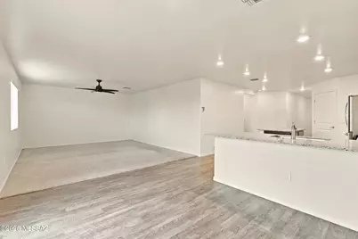 12854 N Peony Drive, Marana, AZ 85653 - Photo 15