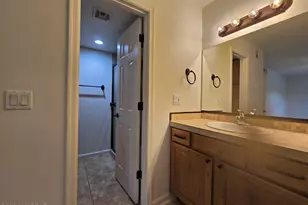 6651 N Campbell Ave, Tucson, AZ 85718 - Photo 15