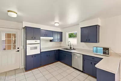 2544 W Calle Tonala, Tucson, AZ 85745 - Photo 9
