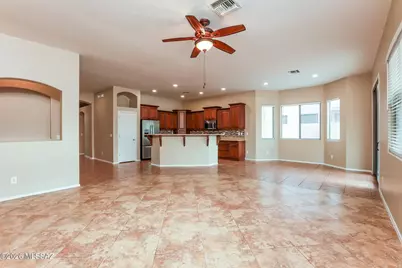 8877 N Sky Dancer Circle, Tucson, AZ 85742 - Photo 7