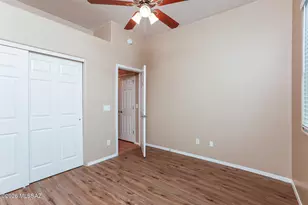 8877 N Sky Dancer Cir, Tucson, AZ 85742 - Photo 19