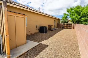 1003 S Throne Room St, Benson, AZ 85602 - Photo 33