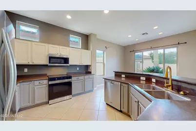74 W Camino Rancho Felice, Sahuarita, AZ 85629 - Photo 11