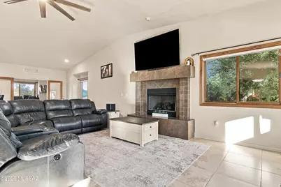 220 N Slate Drive, Vail, AZ 85641 - Photo 9
