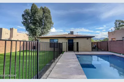 1809 E 13th Street, Tucson, AZ 85719 - Photo 1