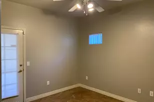1054 N Pressyc Pl, Tucson, AZ 85710 - Photo 11