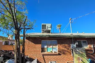 2252 E Grant Rd, Tucson, AZ 85719 - Photo 29