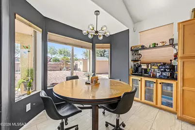 8649 N Ahwatukee Way, Tucson, AZ 85743 - Photo 11