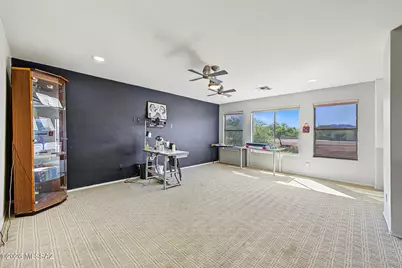 8649 N Ahwatukee Way, Tucson, AZ 85743 - Photo 17